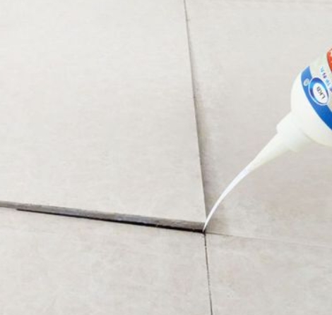 东阿瓷砖空鼓维修公司分享卫生间瓷砖脱落的原因可能有以下几点